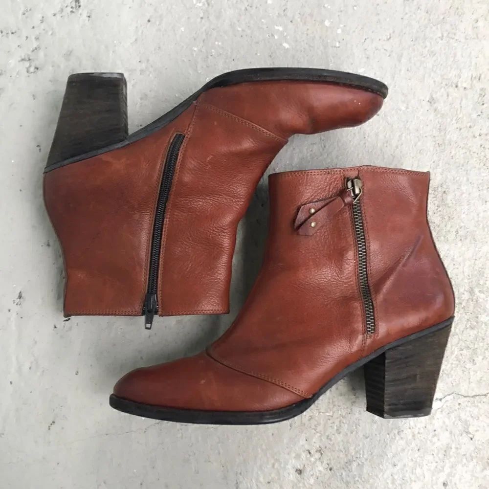 Paul Green ankle boots